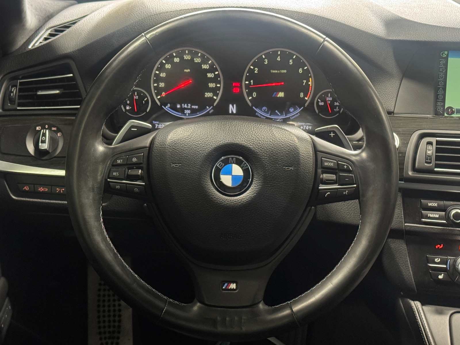 Thumbnail: 2013 BMW M5 - 4