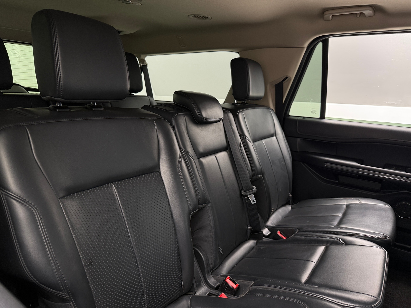 Thumbnail: 2022 Ford Expedition MAX - 6