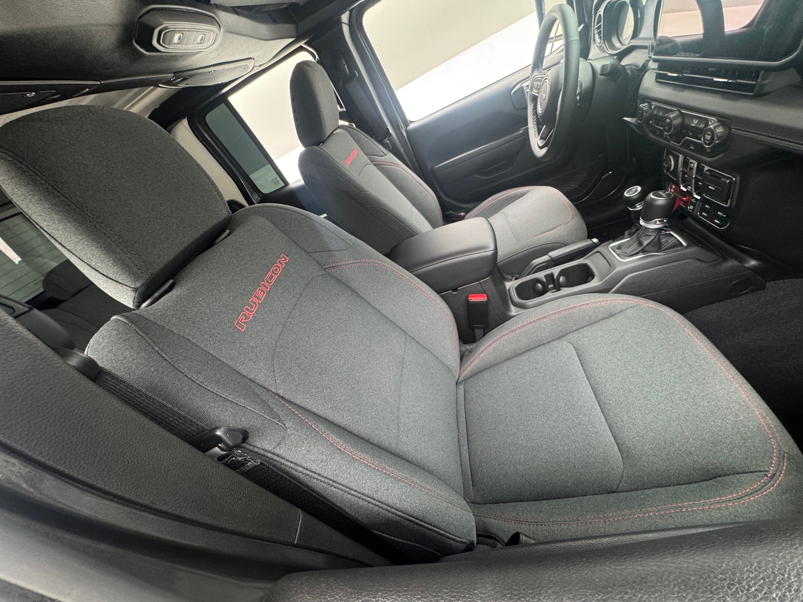 Thumbnail: 2025 Jeep Gladiator - 2