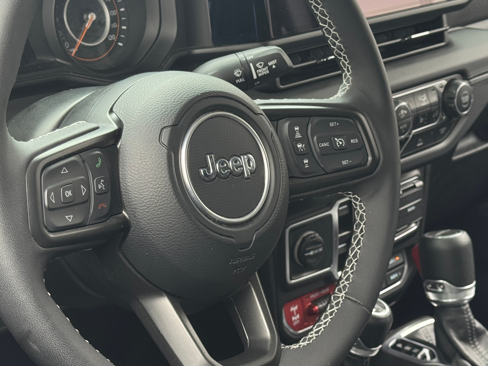 Thumbnail: 2025 Jeep Gladiator - 5