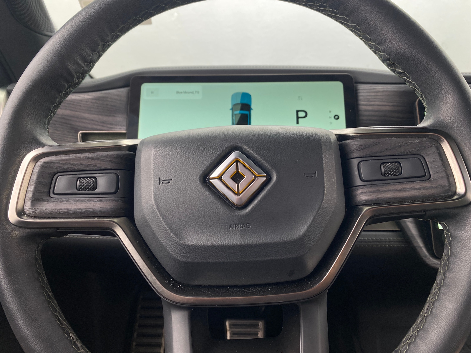 Thumbnail: 2024 Rivian R1T - 4