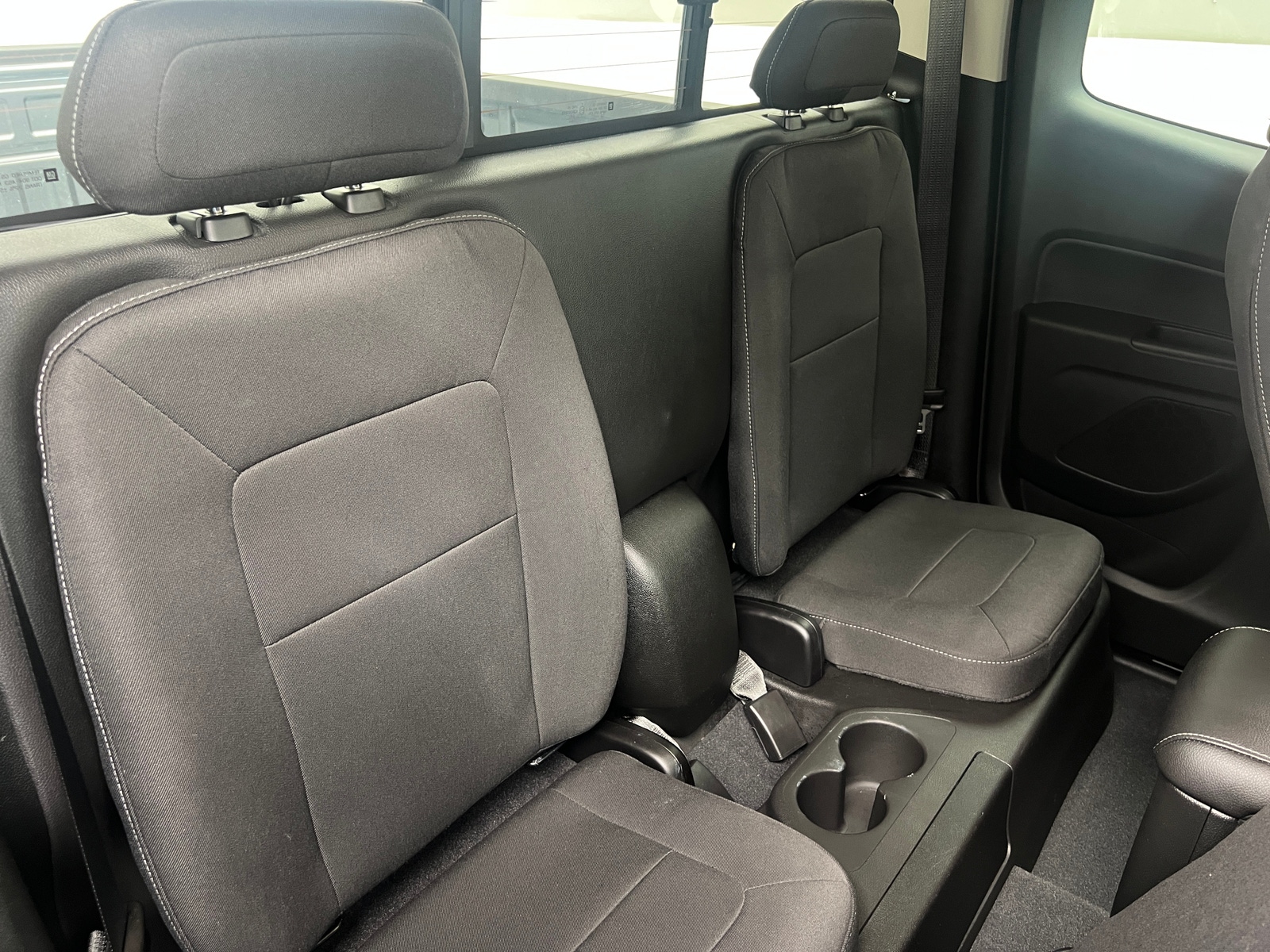 Thumbnail: 2022 Chevrolet Colorado - 6