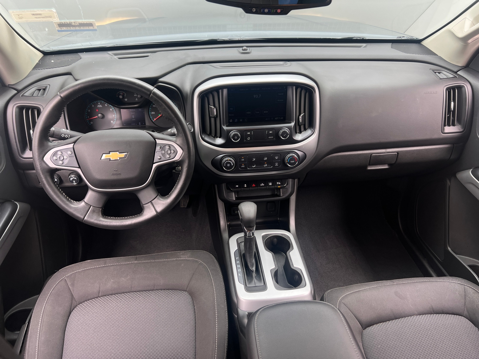 Thumbnail: 2022 Chevrolet Colorado - 3