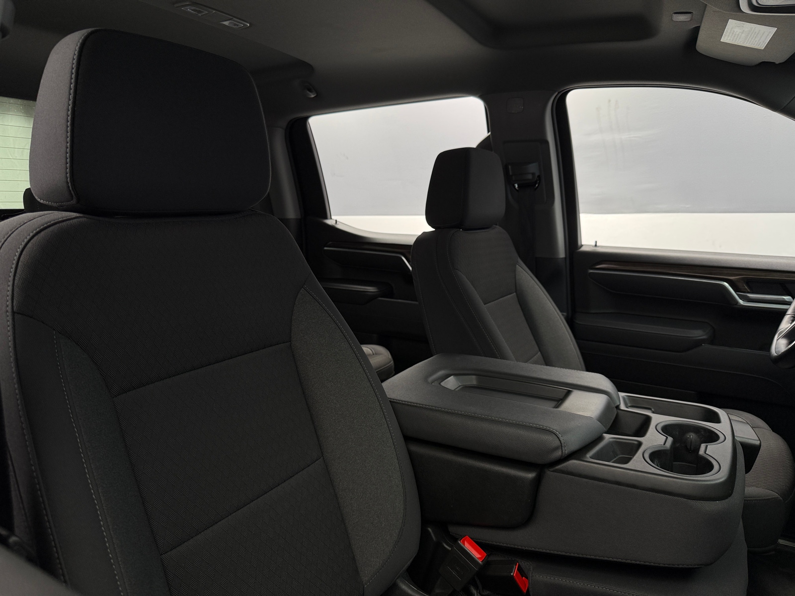 Thumbnail: 2025 Chevrolet Silverado 1500 - 2