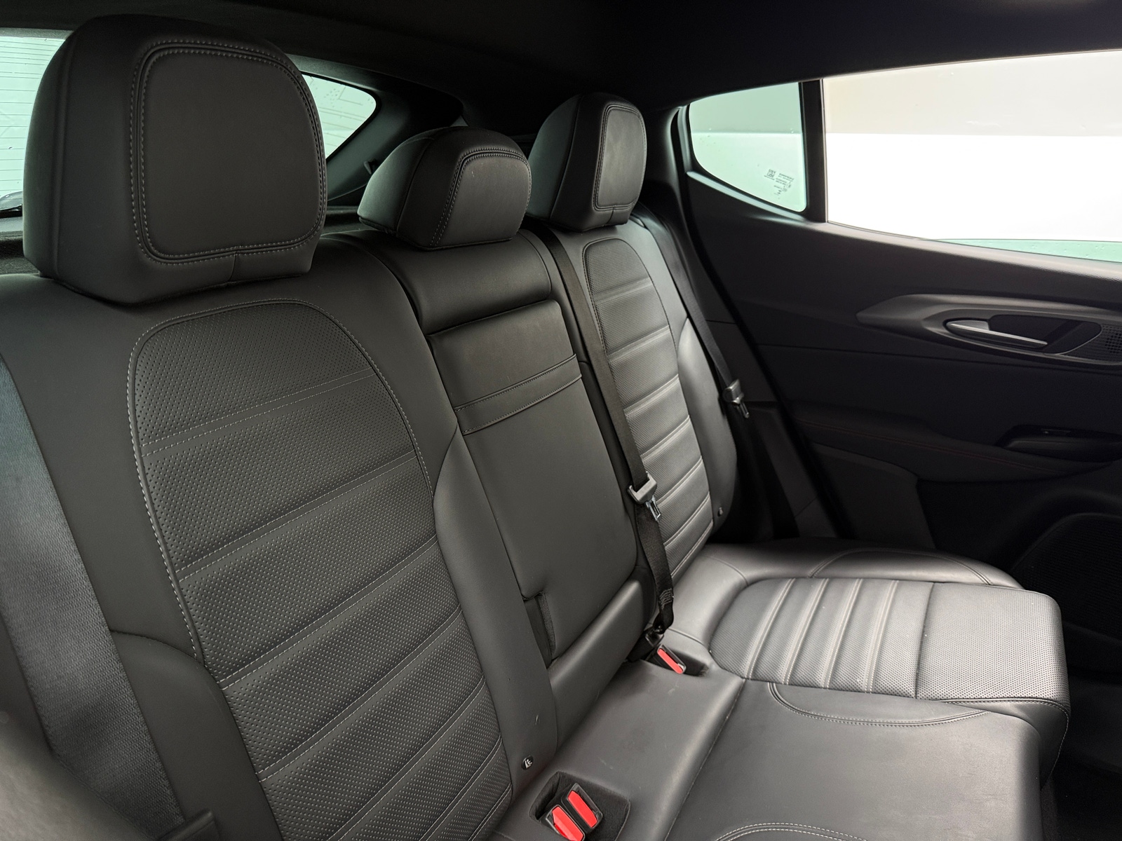 Thumbnail: 2024 Dodge Hornet - 5