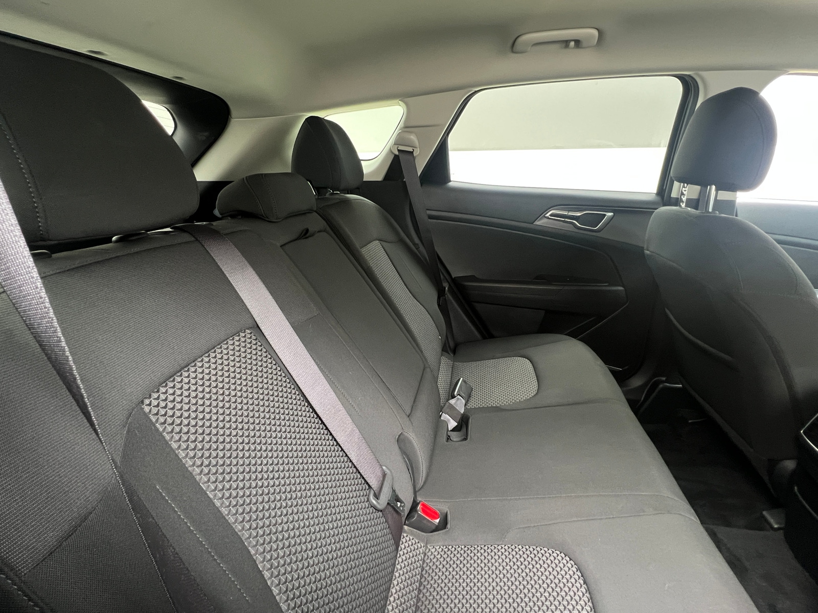 Thumbnail: 2023 Kia Sportage - 6