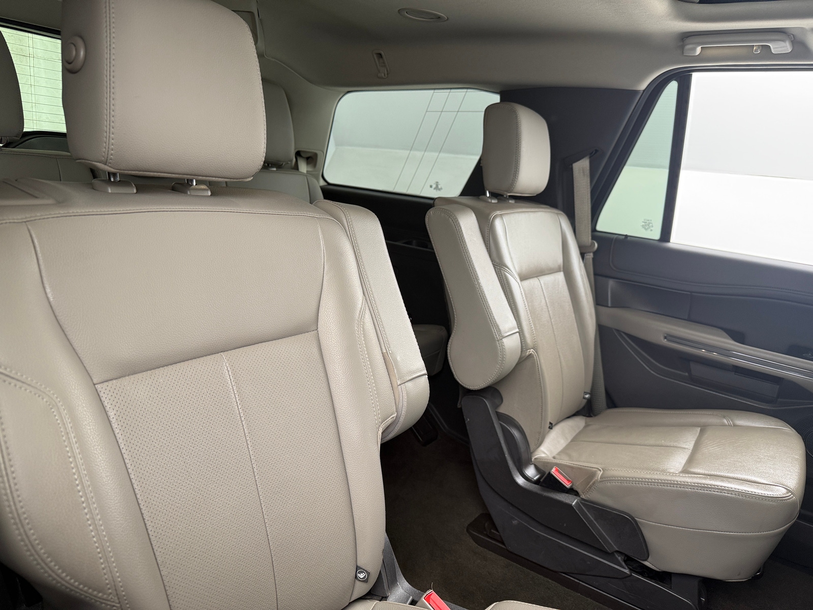 Thumbnail: 2020 Ford Expedition - 6