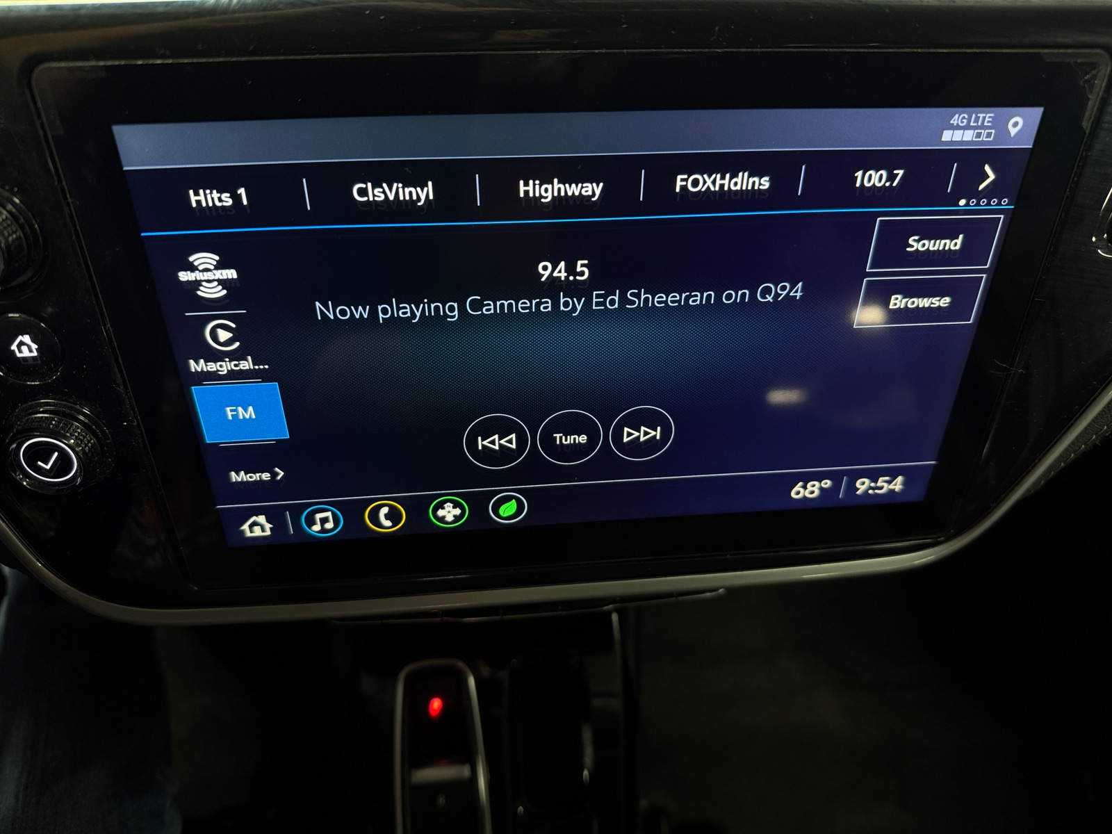 Thumbnail: 2022 Chevrolet Bolt EUV - 4