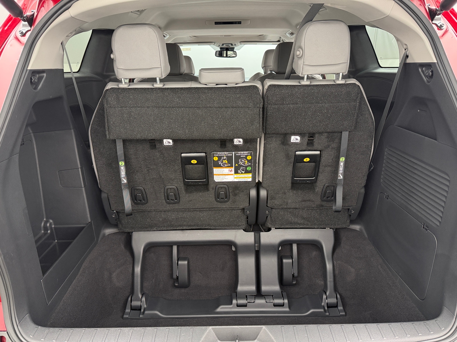 Thumbnail: 2025 Toyota Sienna - 6