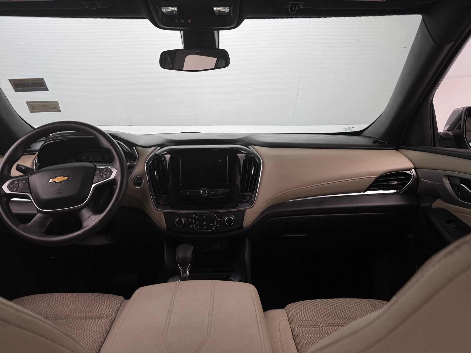 Thumbnail: 2022 Chevrolet Traverse - 3