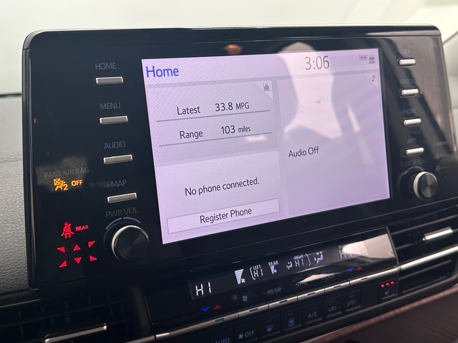 Thumbnail: 2022 Toyota Sienna - 3