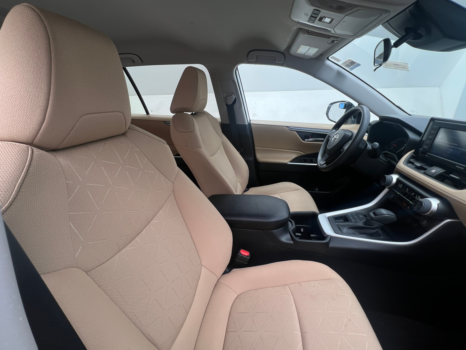 Thumbnail: 2022 Toyota RAV4 - 2