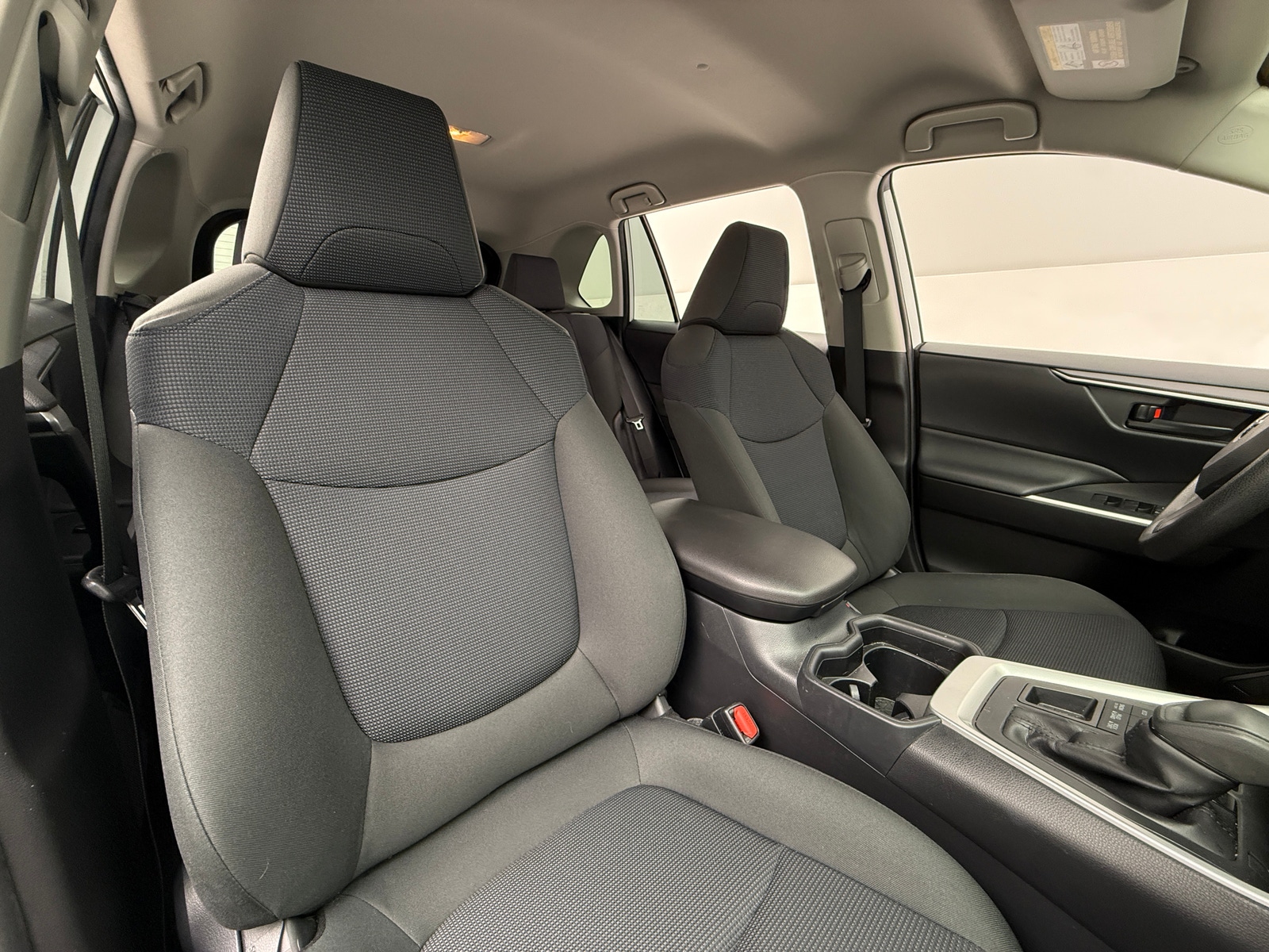 Thumbnail: 2020 Toyota RAV4 - 2