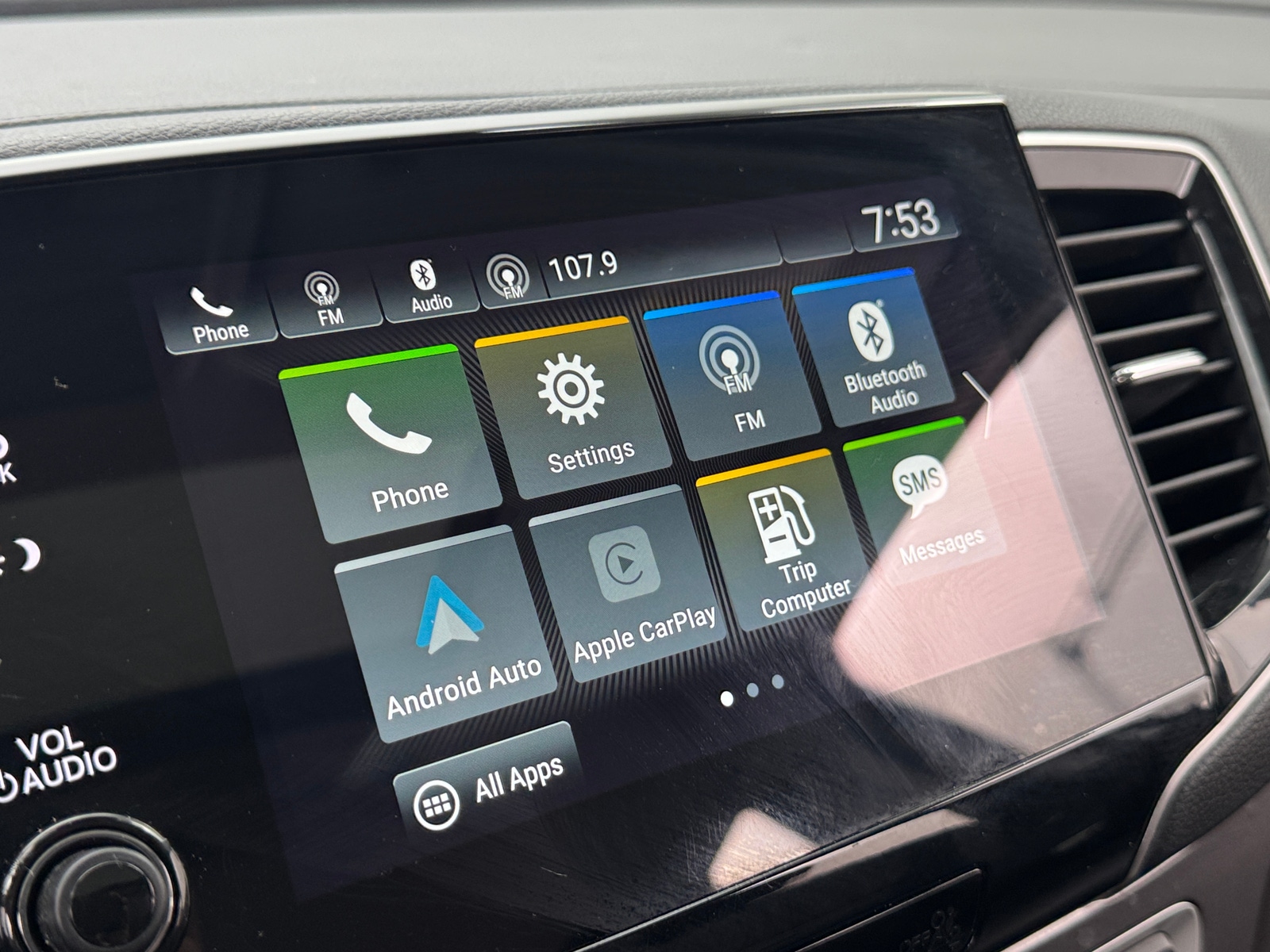 Thumbnail: 2022 Honda Pilot - 3