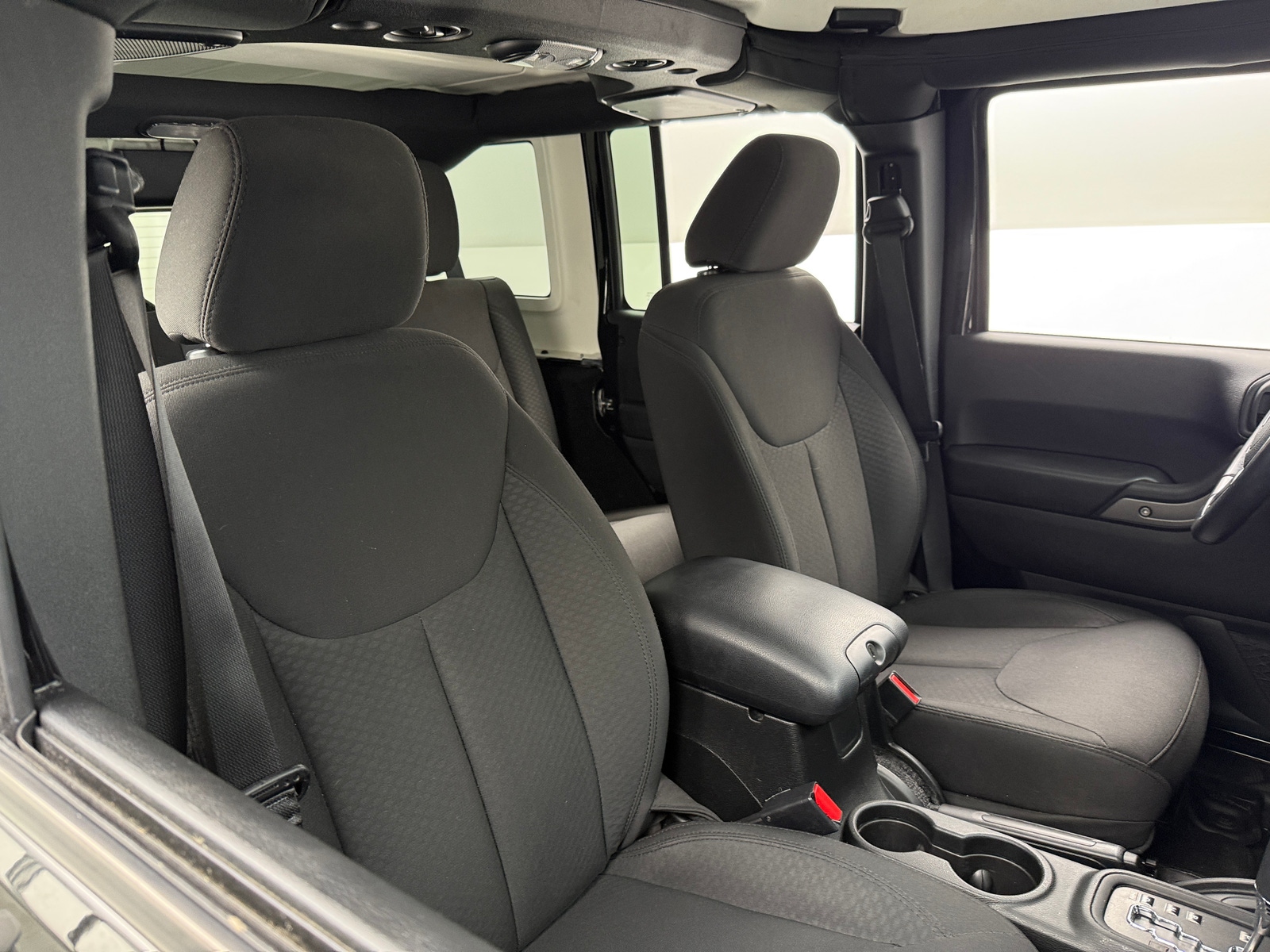 Thumbnail: 2017 Jeep Wrangler - 2