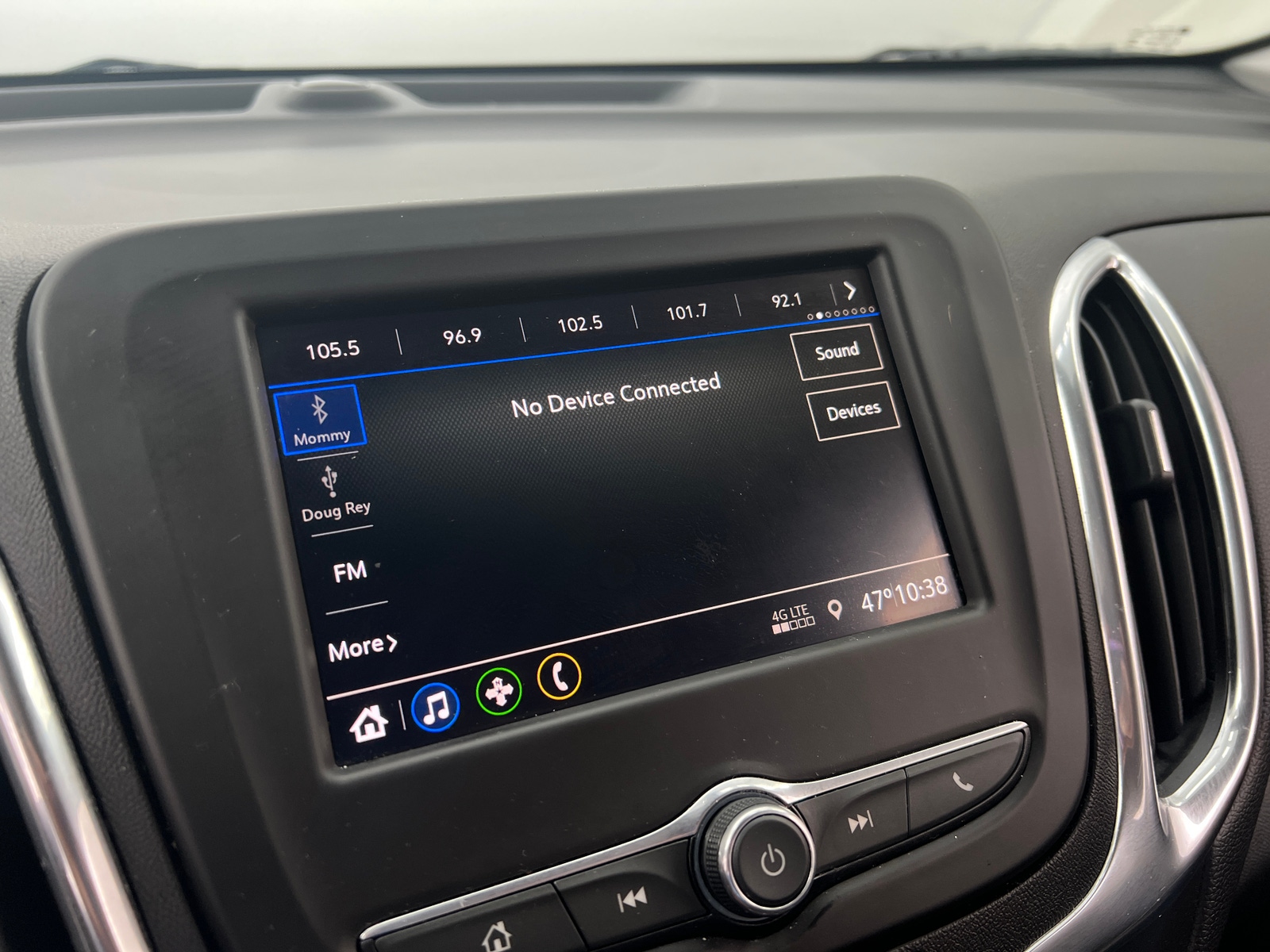 Thumbnail: 2020 Chevrolet Equinox - 4