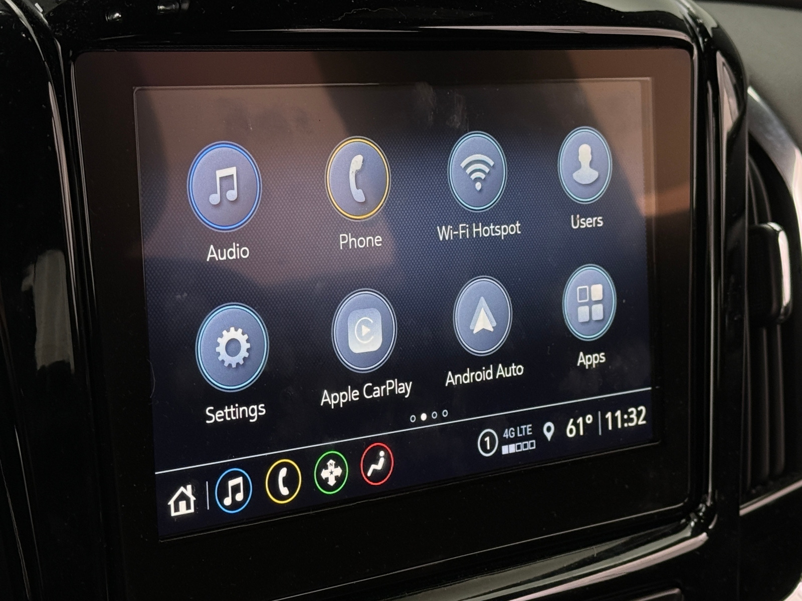 Thumbnail: 2023 Chevrolet Traverse - 4