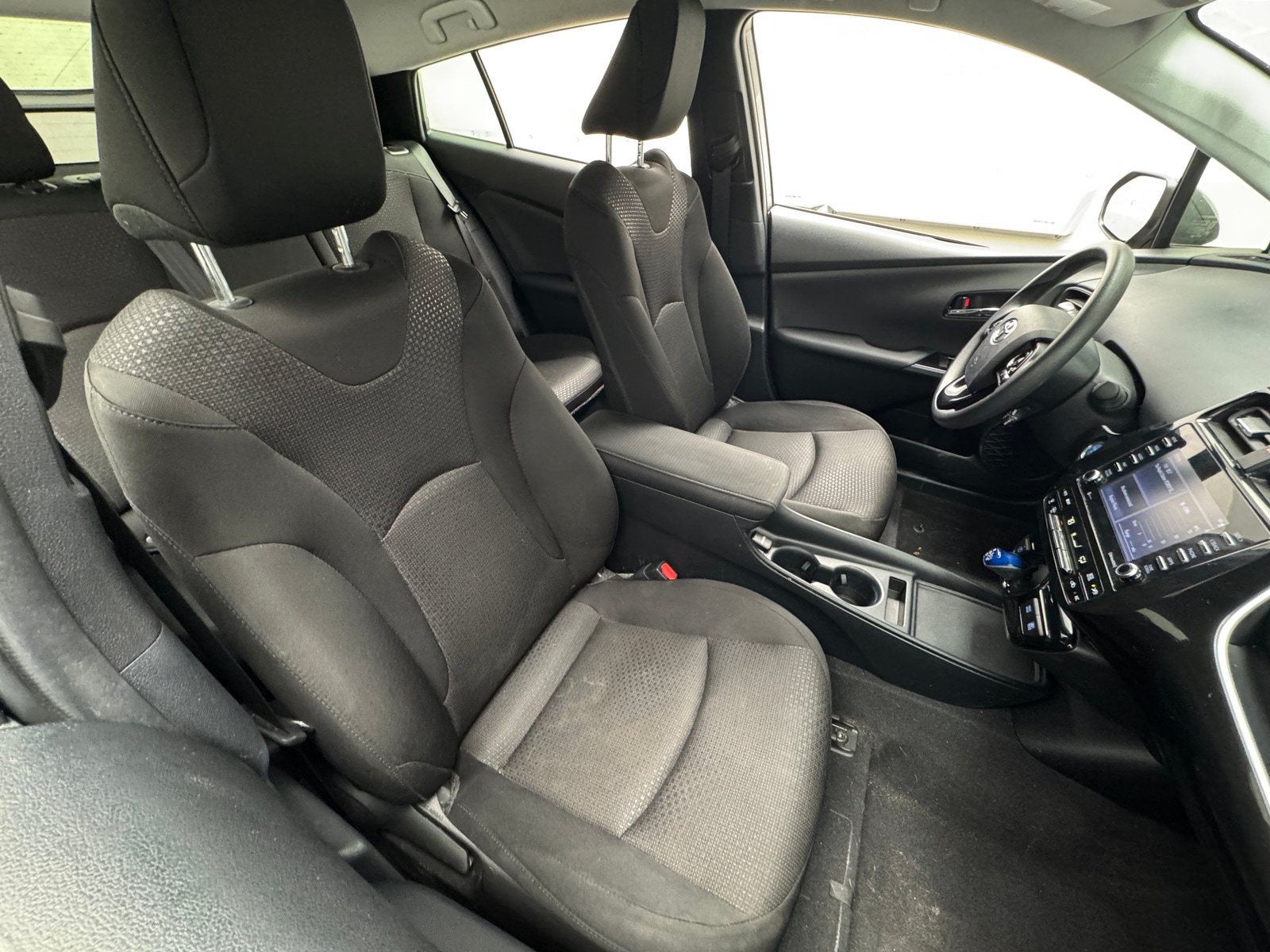 Thumbnail: 2022 Toyota Prius - 2