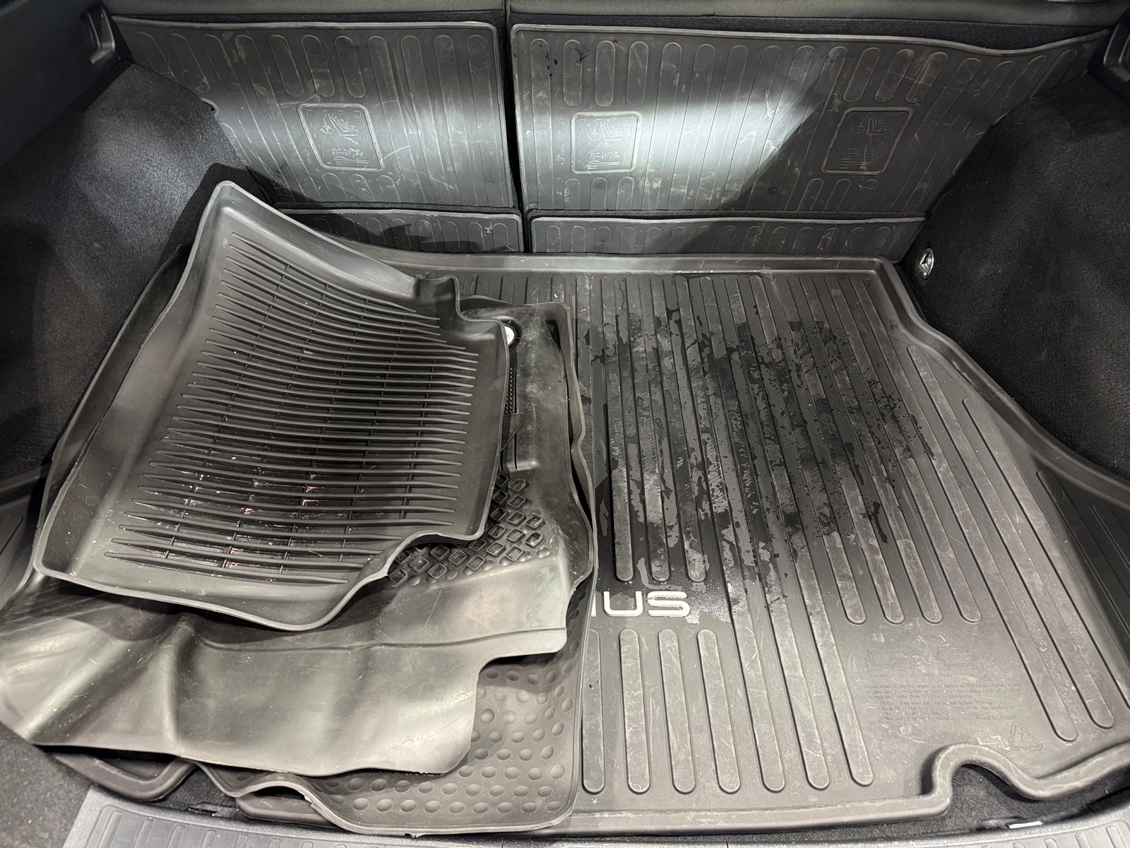 Thumbnail: 2022 Toyota Prius - 7