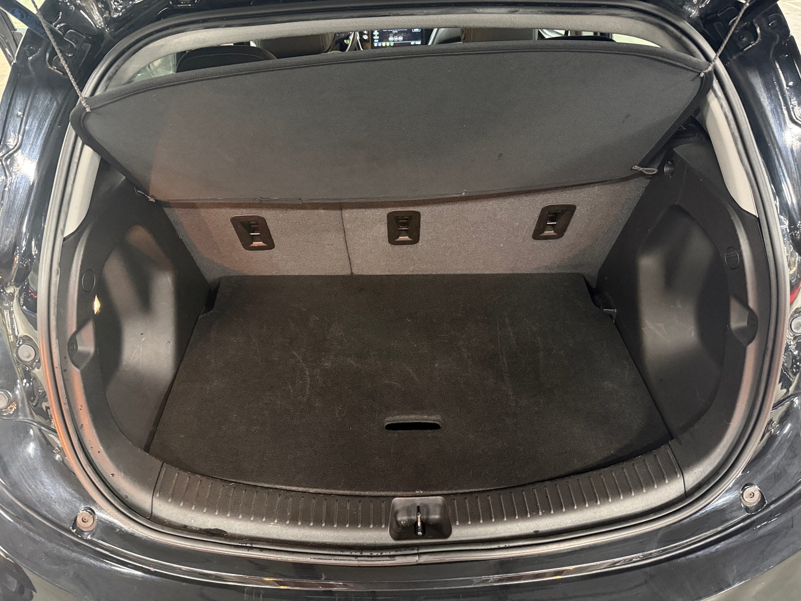 Thumbnail: 2023 Chevrolet Bolt EV - 7