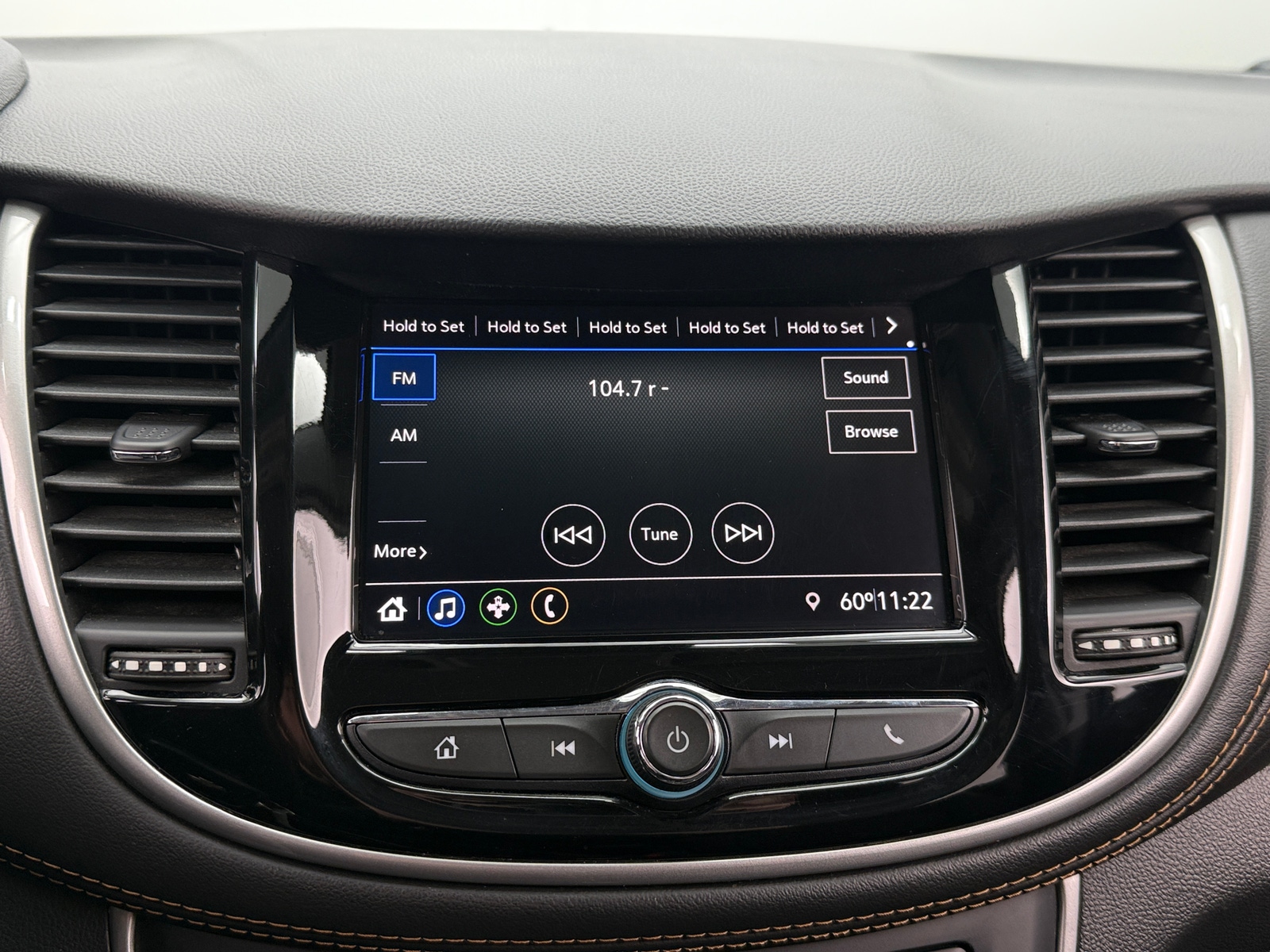 Thumbnail: 2020 Chevrolet Trax - 4