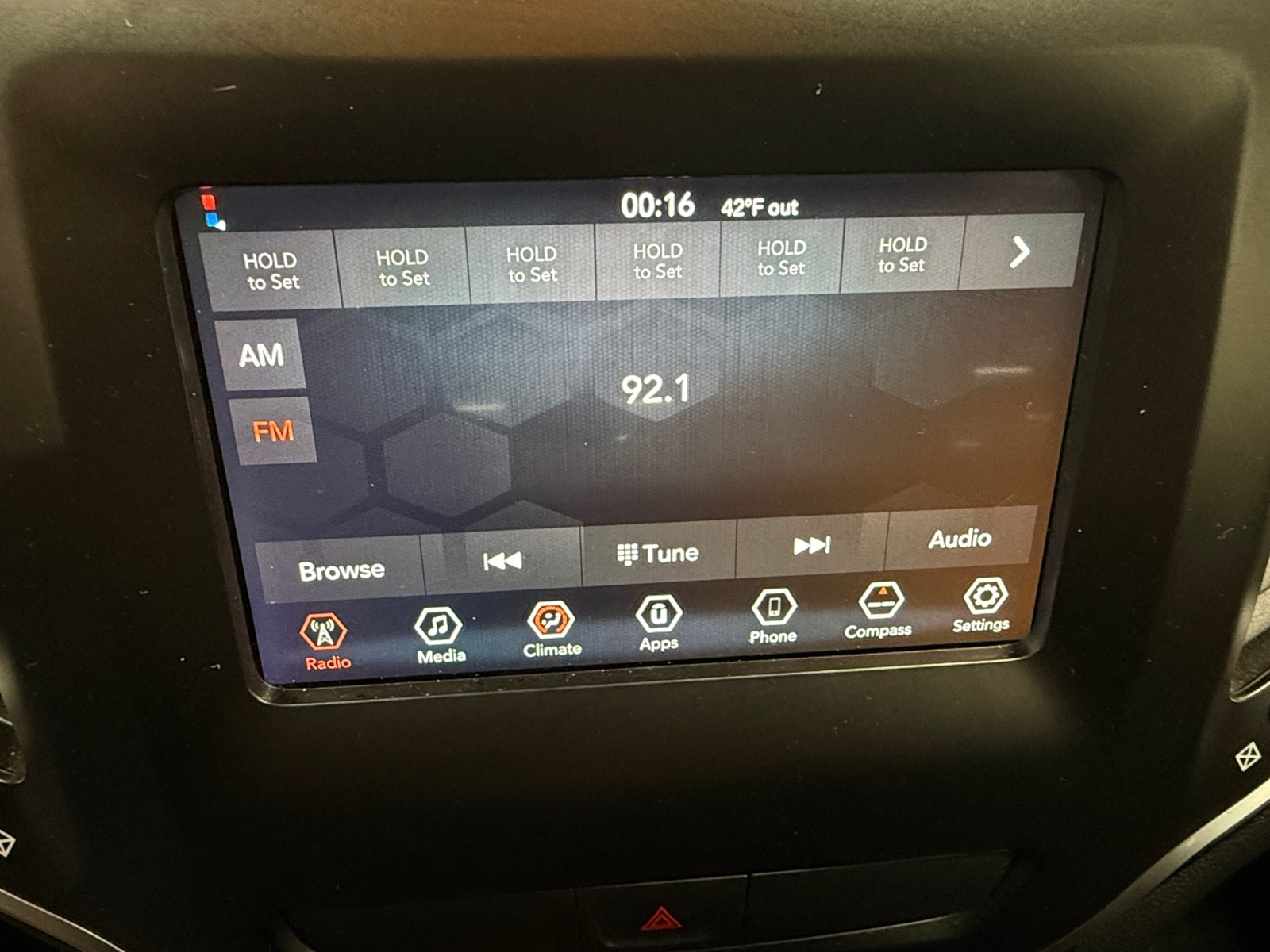 Thumbnail: 2019 Jeep Cherokee - 4