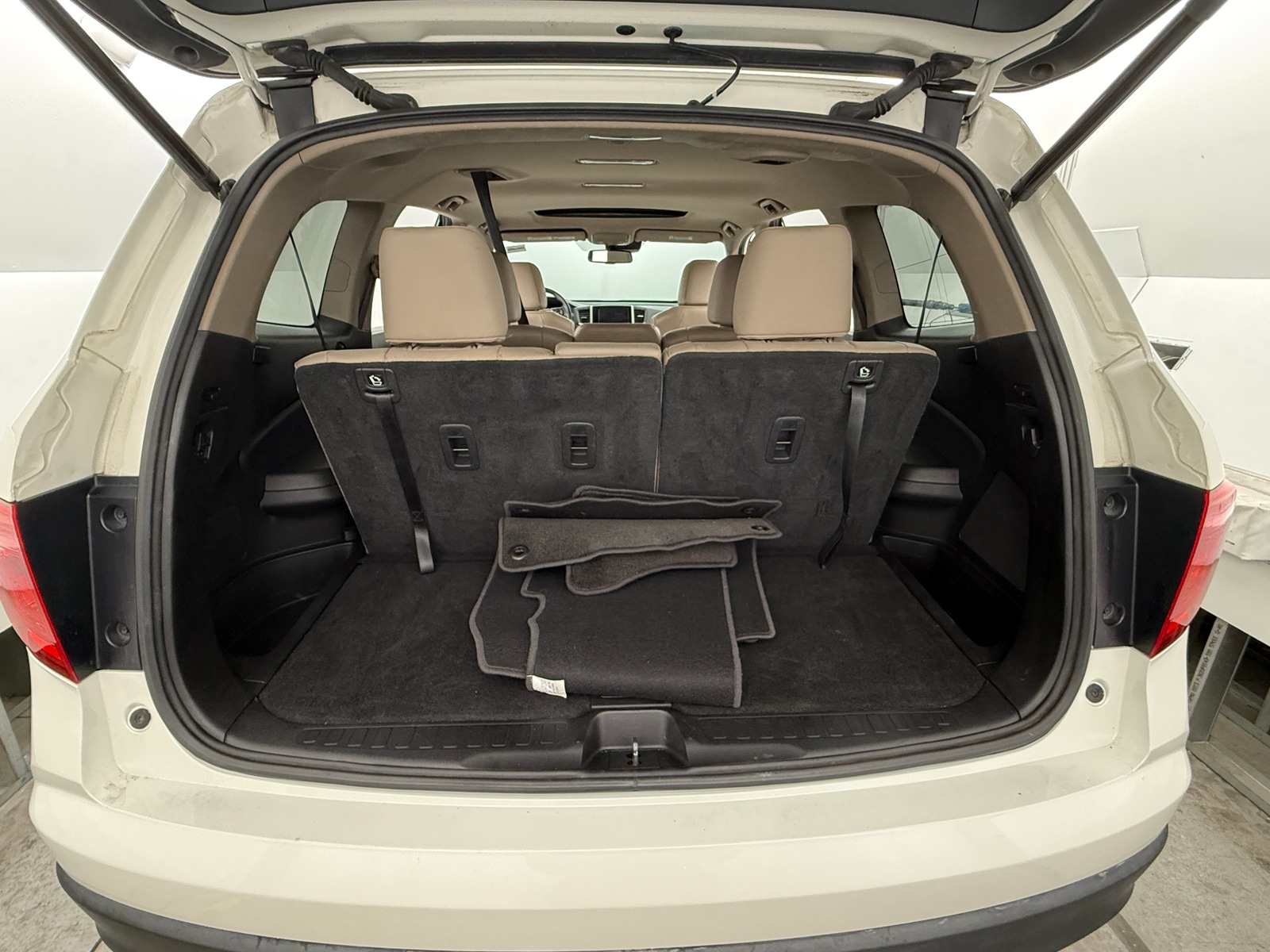 Thumbnail: 2016 Honda Pilot - 6