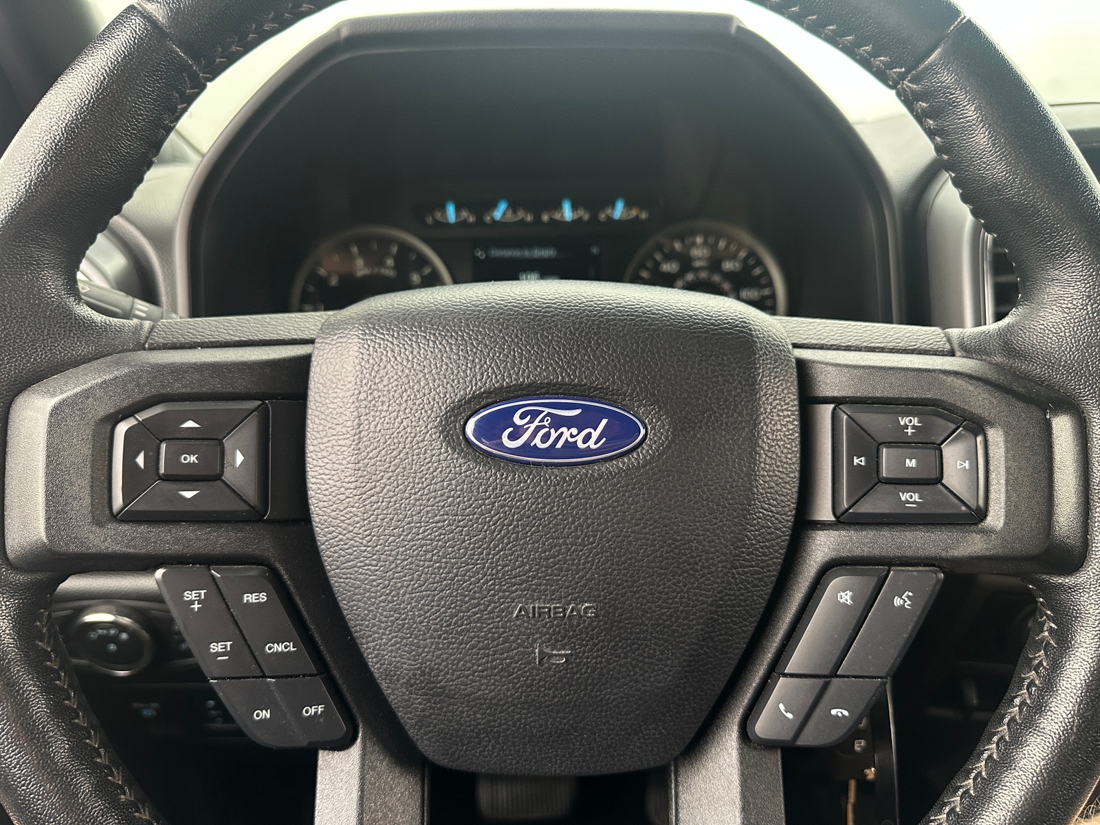 Thumbnail: 2020 Ford Econoline - 5