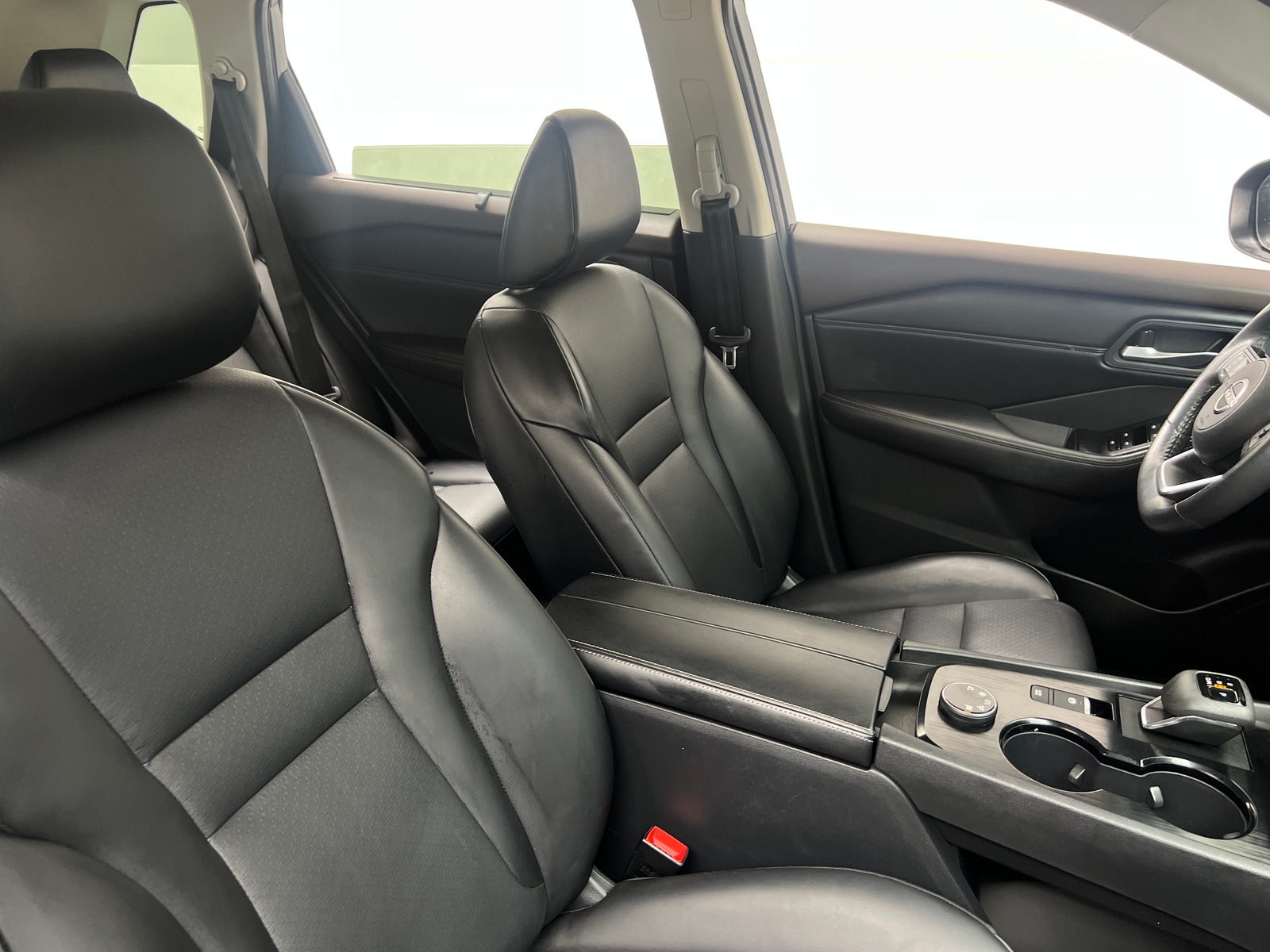 Thumbnail: 2023 Nissan Rogue - 2