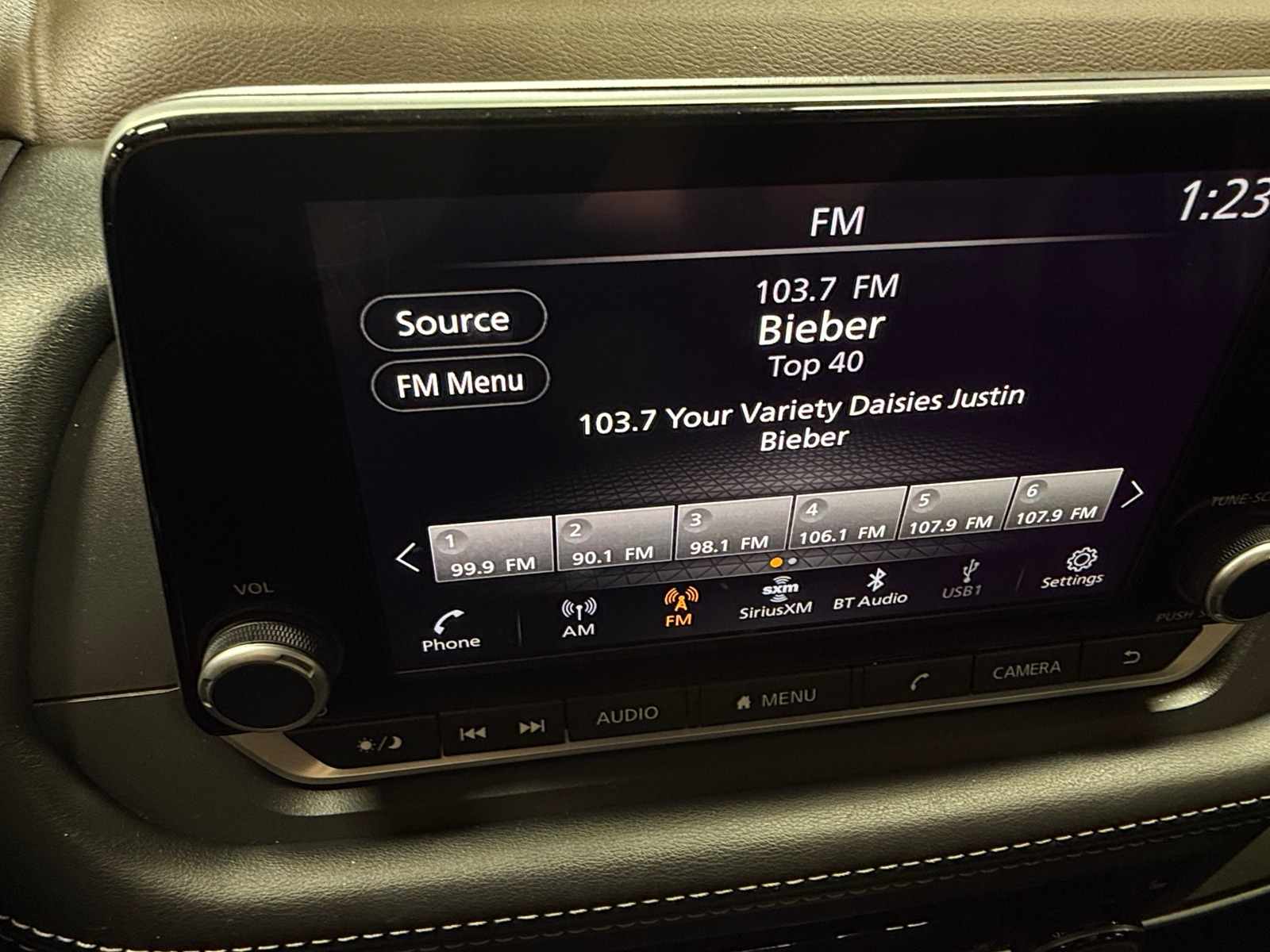 Thumbnail: 2023 Nissan Rogue - 4