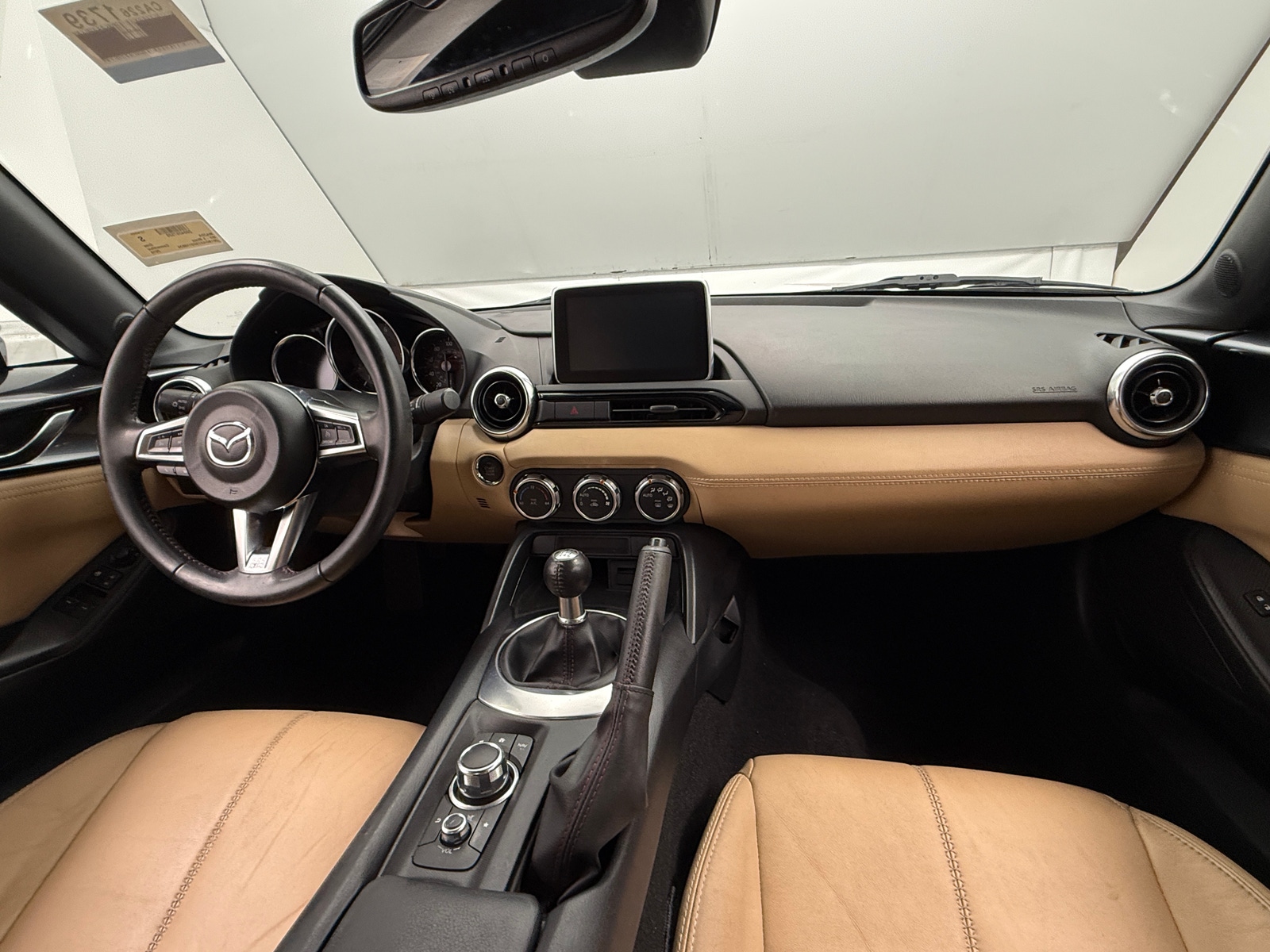 Thumbnail: 2016 Mazda MX-5 Miata - 2