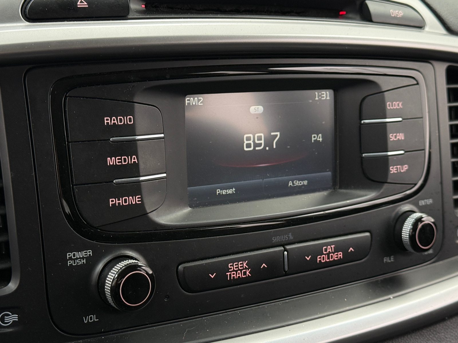 Thumbnail: 2018 Kia Sorento - 4