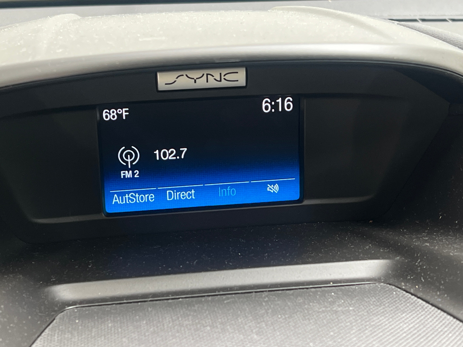 Thumbnail: 2017 Ford Escape - 4