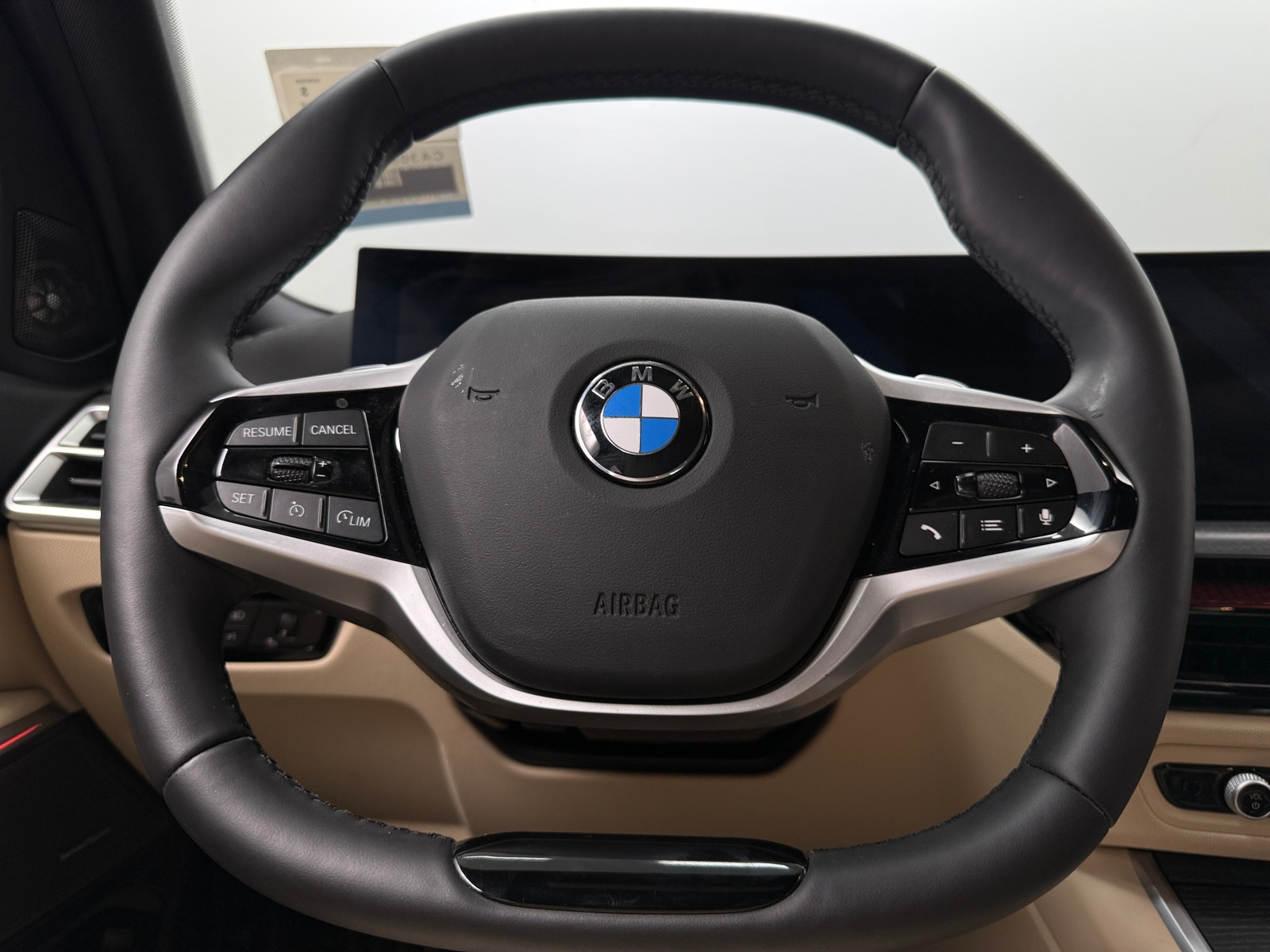 Thumbnail: 2025 BMW 3 Series - 4