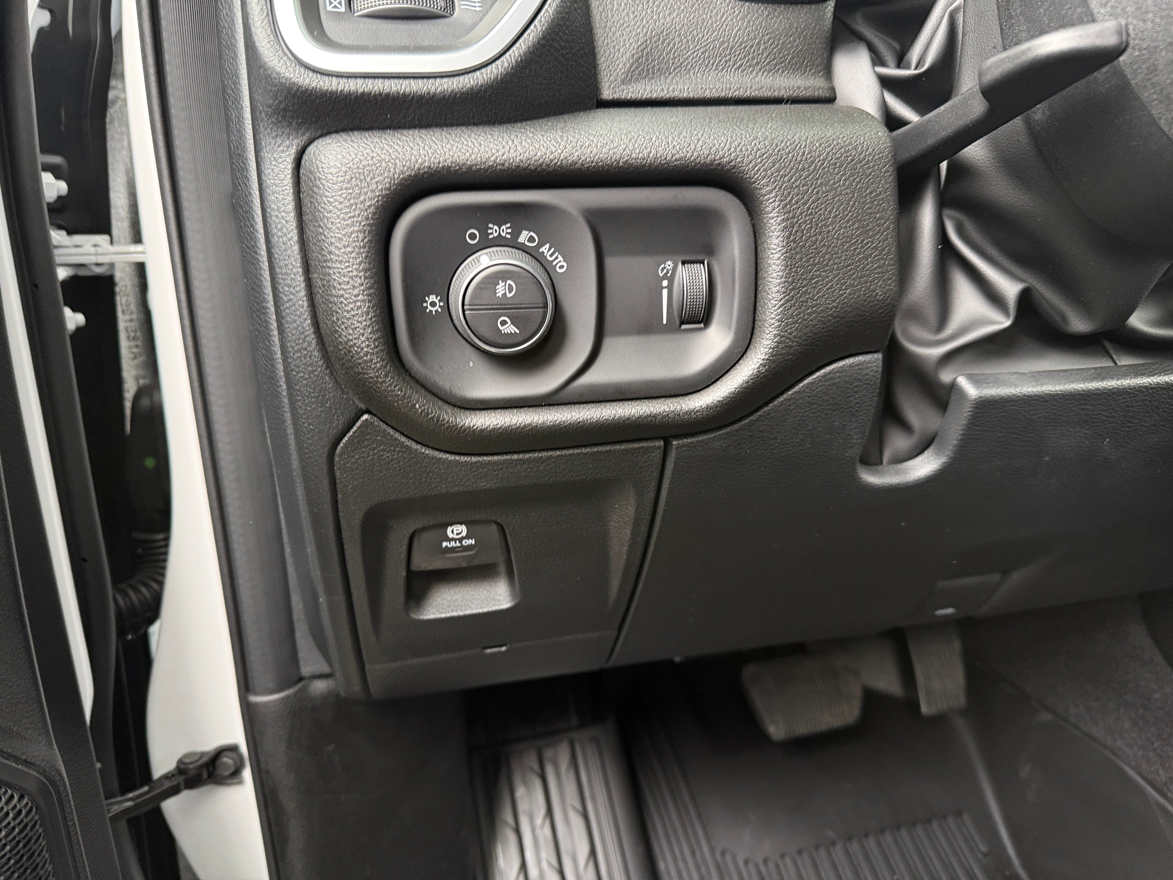 2026 RAM 1500 Big Horn/Lone Star - Photo 3