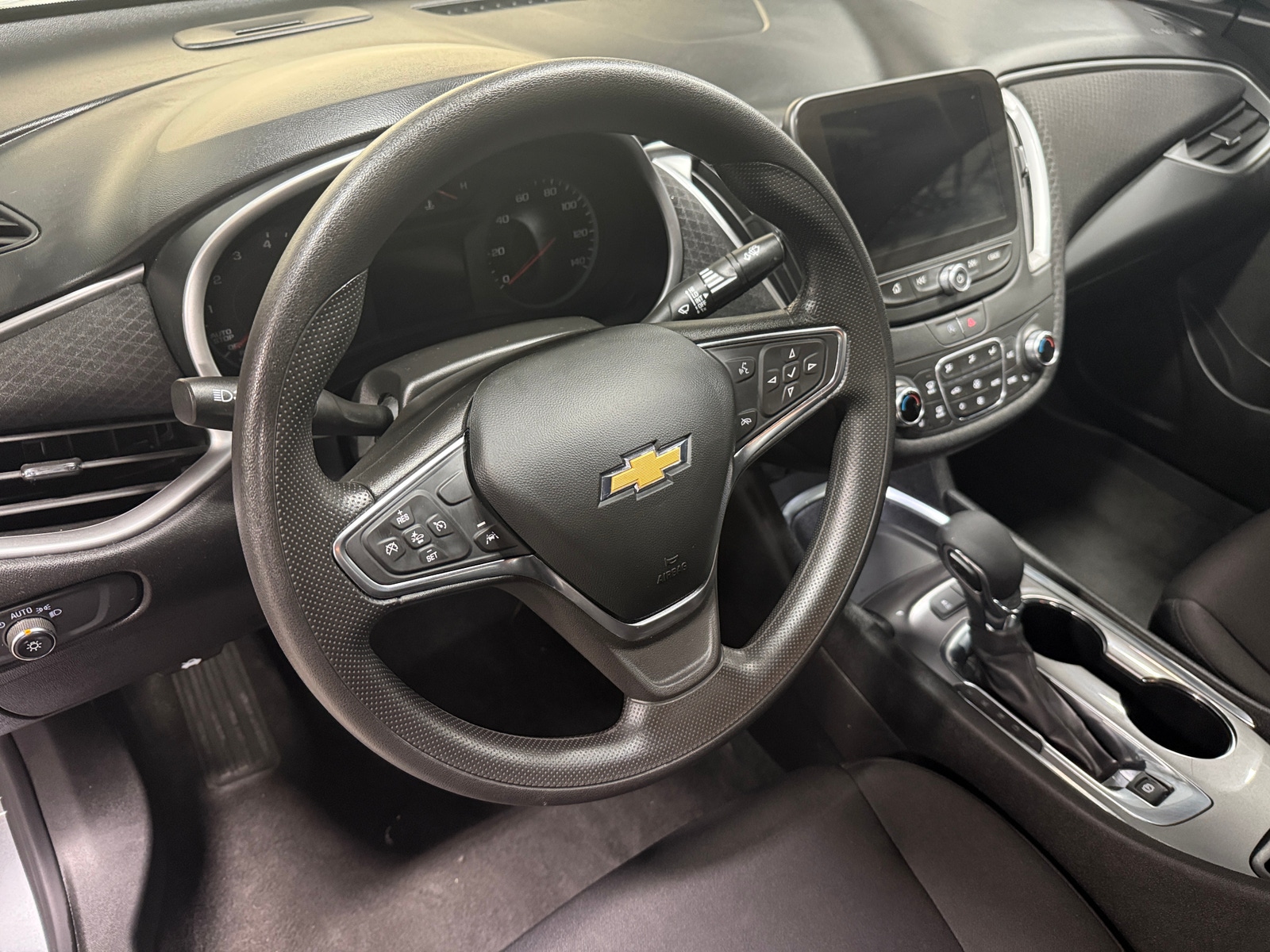 Thumbnail: 2024 Chevrolet Malibu - 5