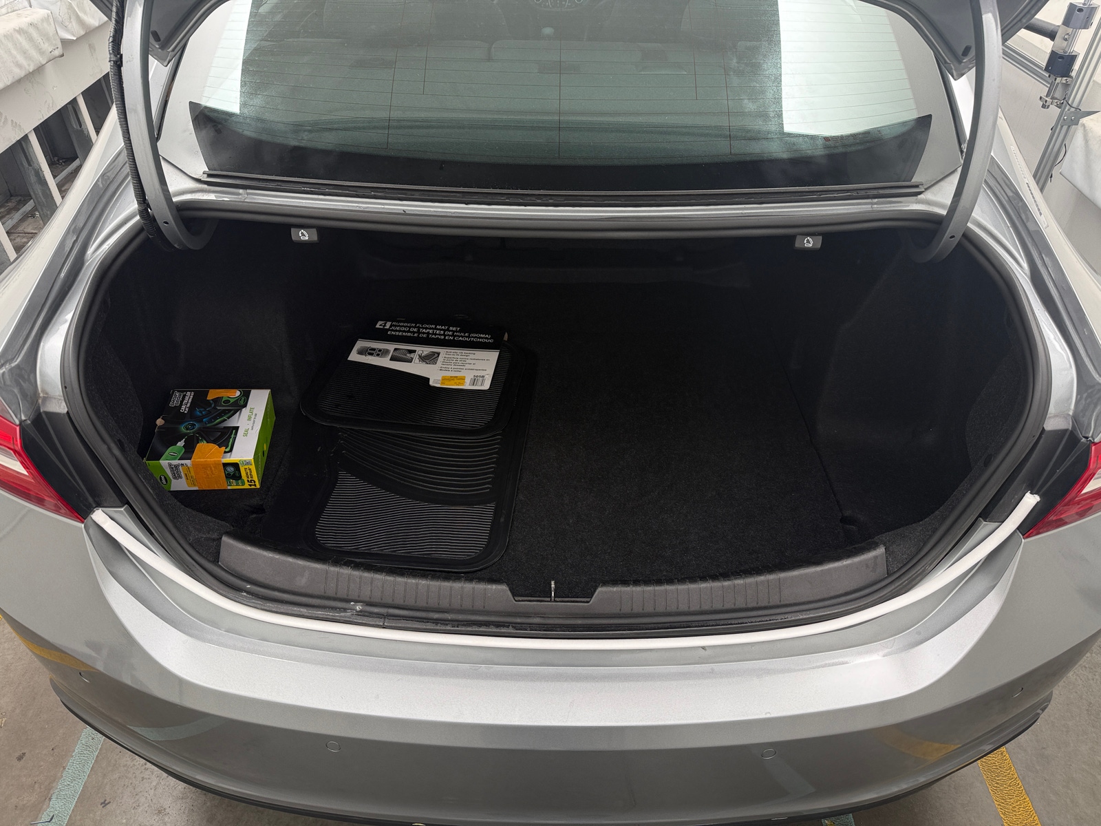 Thumbnail: 2024 Chevrolet Malibu - 7