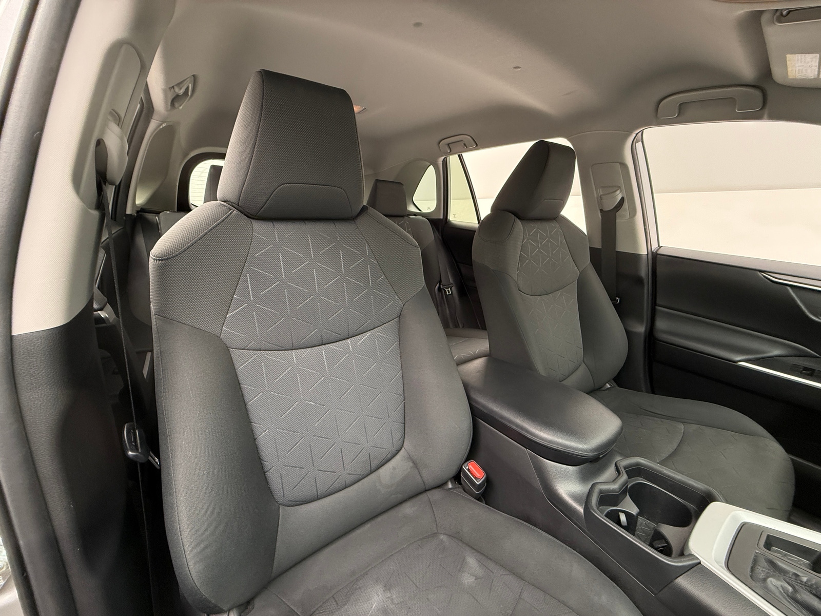 Thumbnail: 2020 Toyota RAV4 - 2