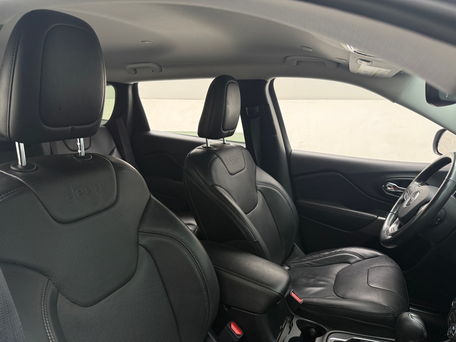 Thumbnail: 2020 Jeep Cherokee - 2