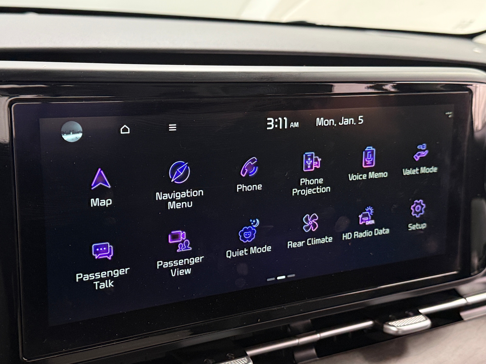 Thumbnail: 2024 Kia Carnival - 3