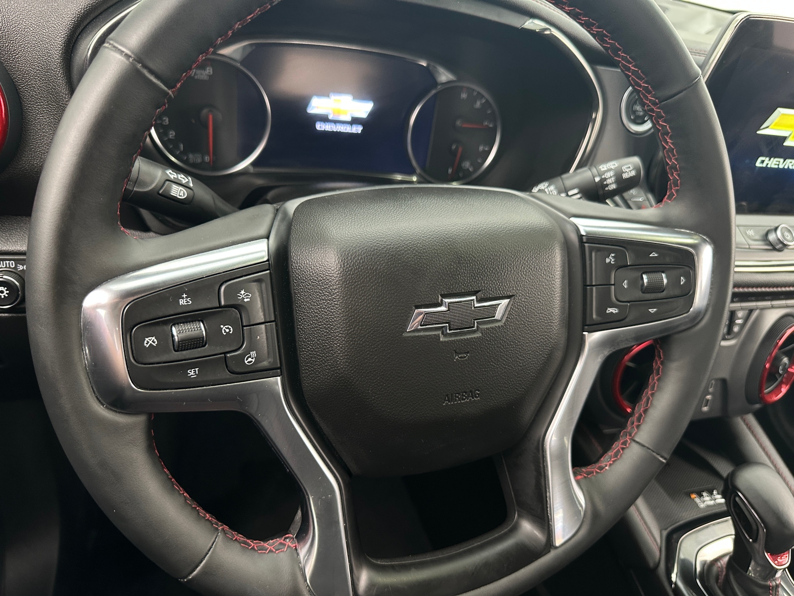 Thumbnail: 2025 Chevrolet Blazer - 4