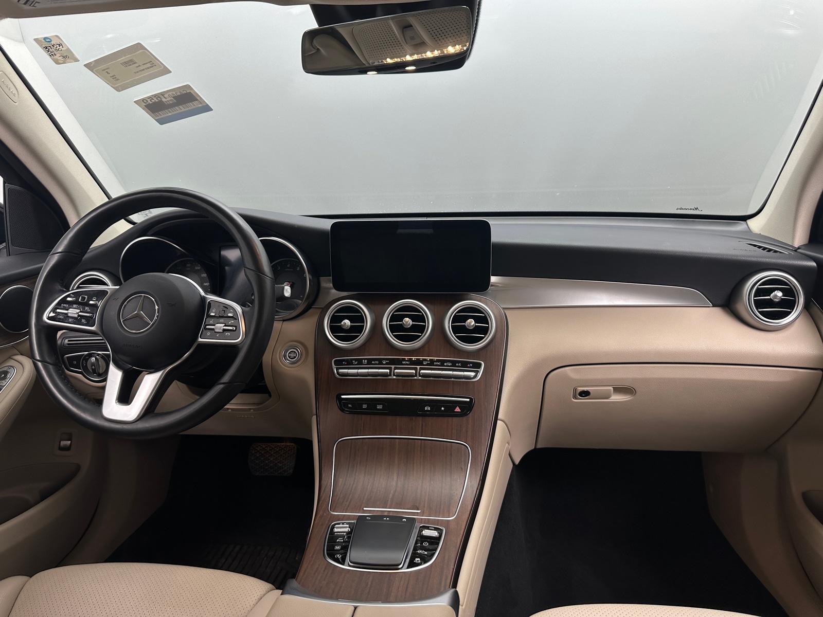 Thumbnail: 2021 Mercedes-Benz GLC - 2