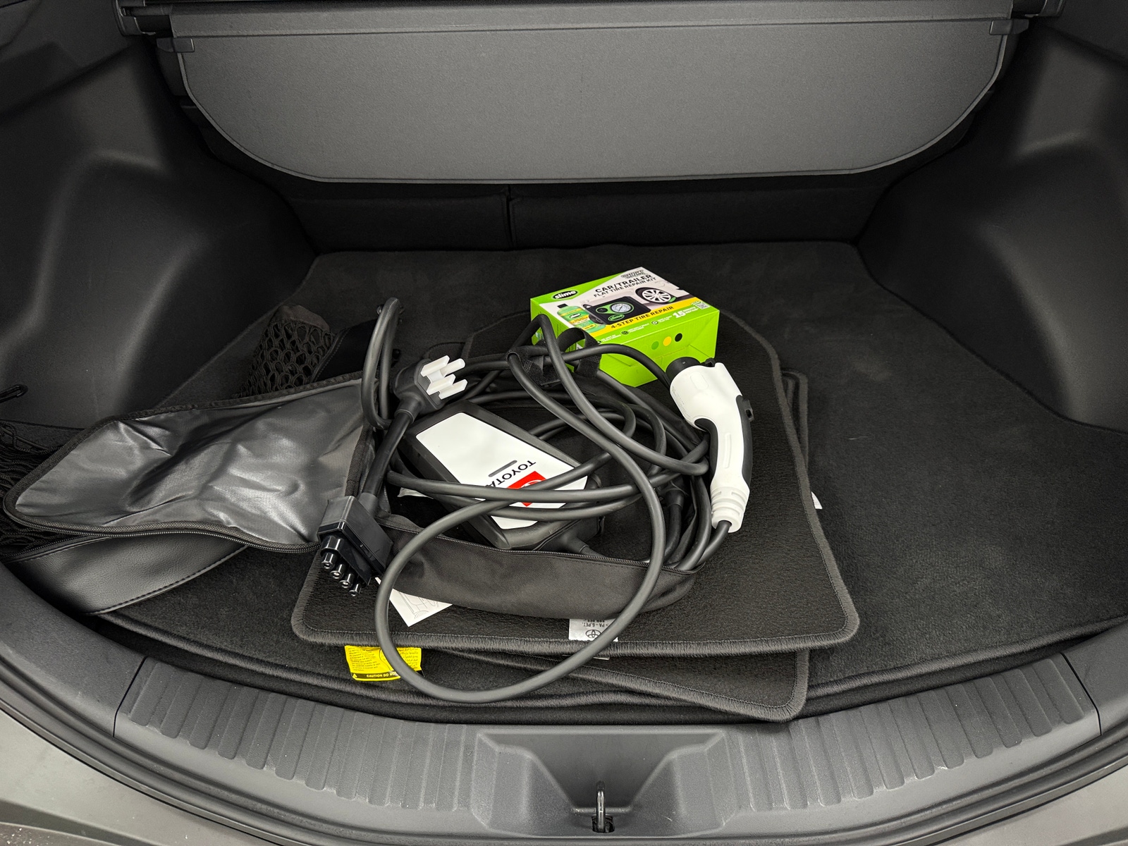 Thumbnail: 2025 Toyota bZ4X - 6