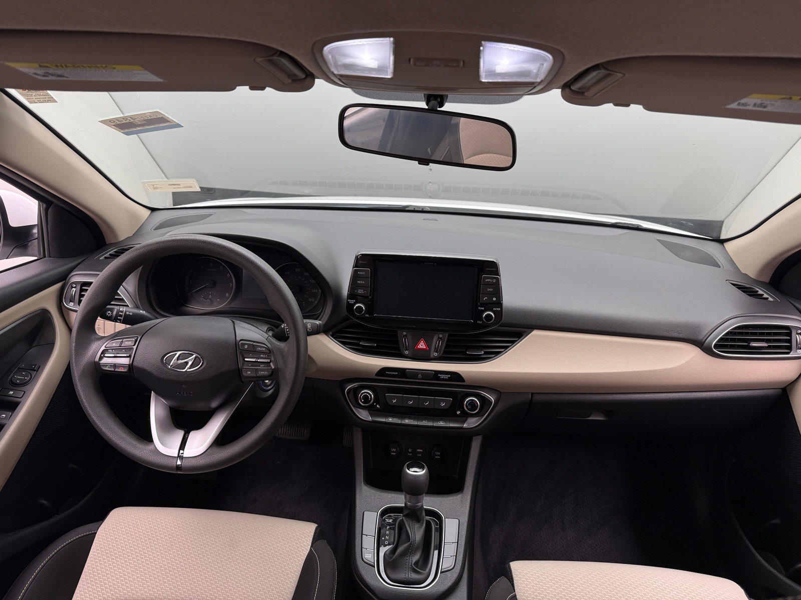 Thumbnail: 2018 Hyundai Elantra - 3