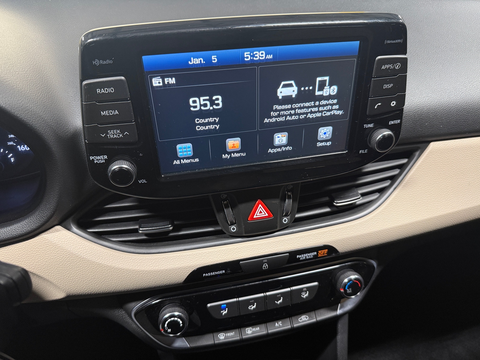 Thumbnail: 2018 Hyundai Elantra - 4