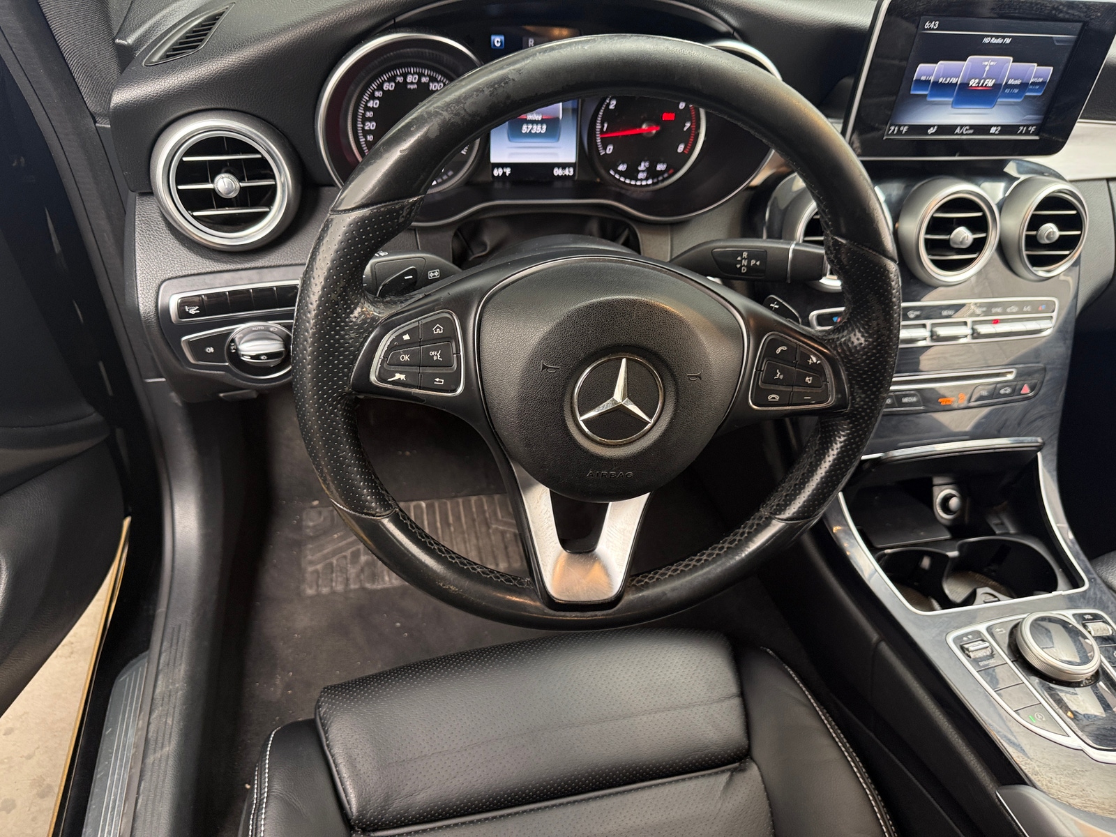 Thumbnail: 2017 Mercedes-Benz C-Class - 4