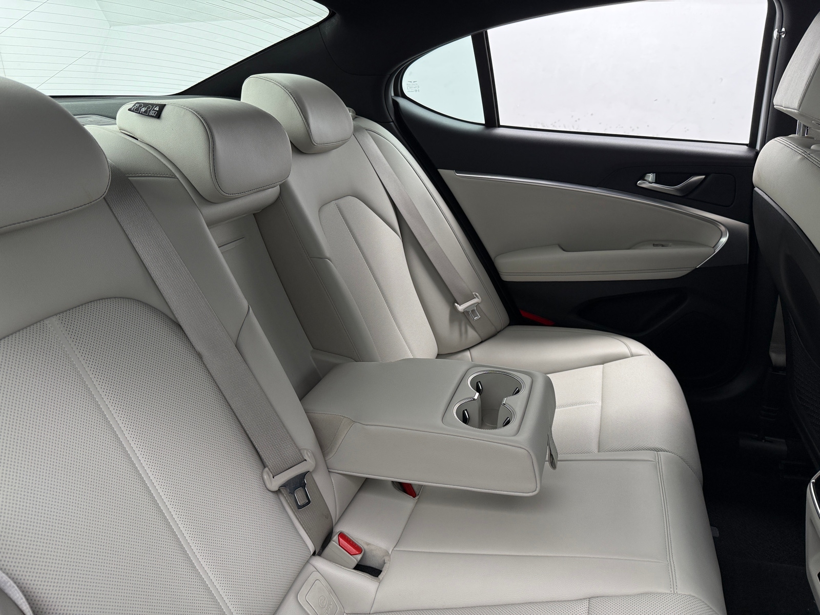 Thumbnail: 2025 Genesis G70 - 5