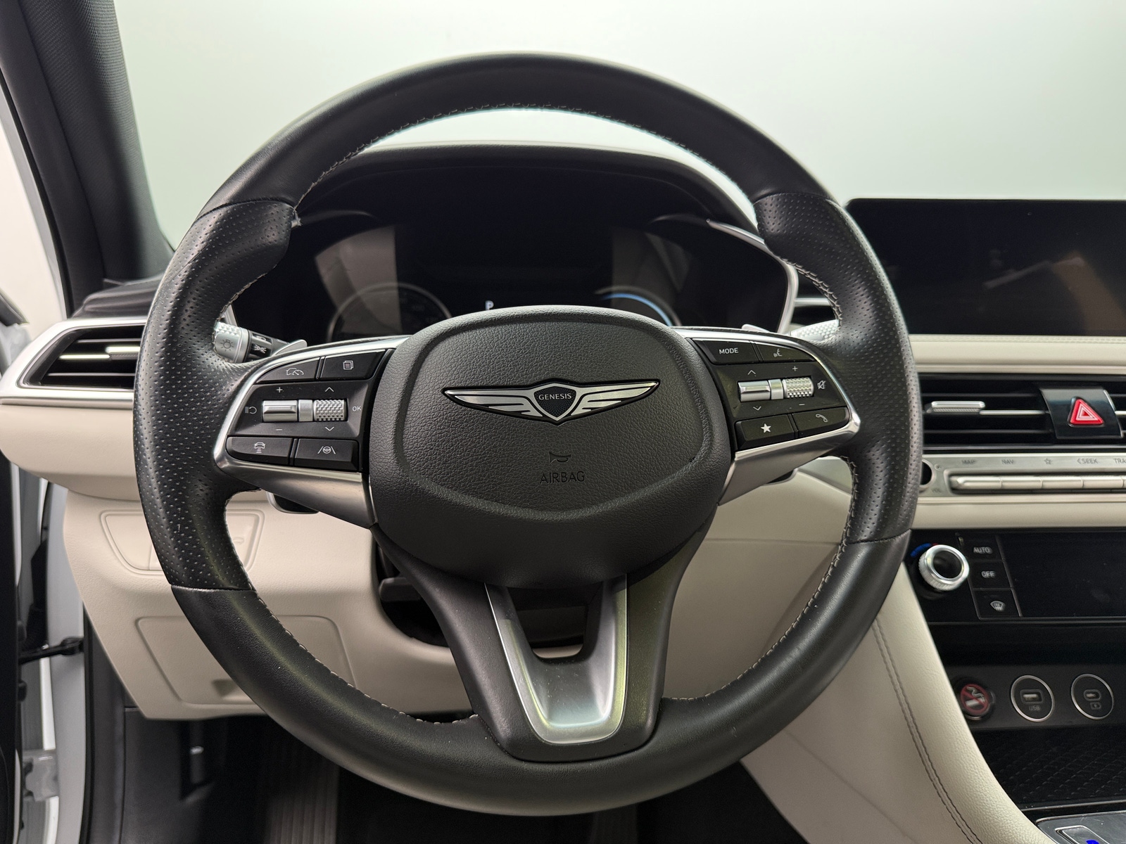 Thumbnail: 2025 Genesis G70 - 4