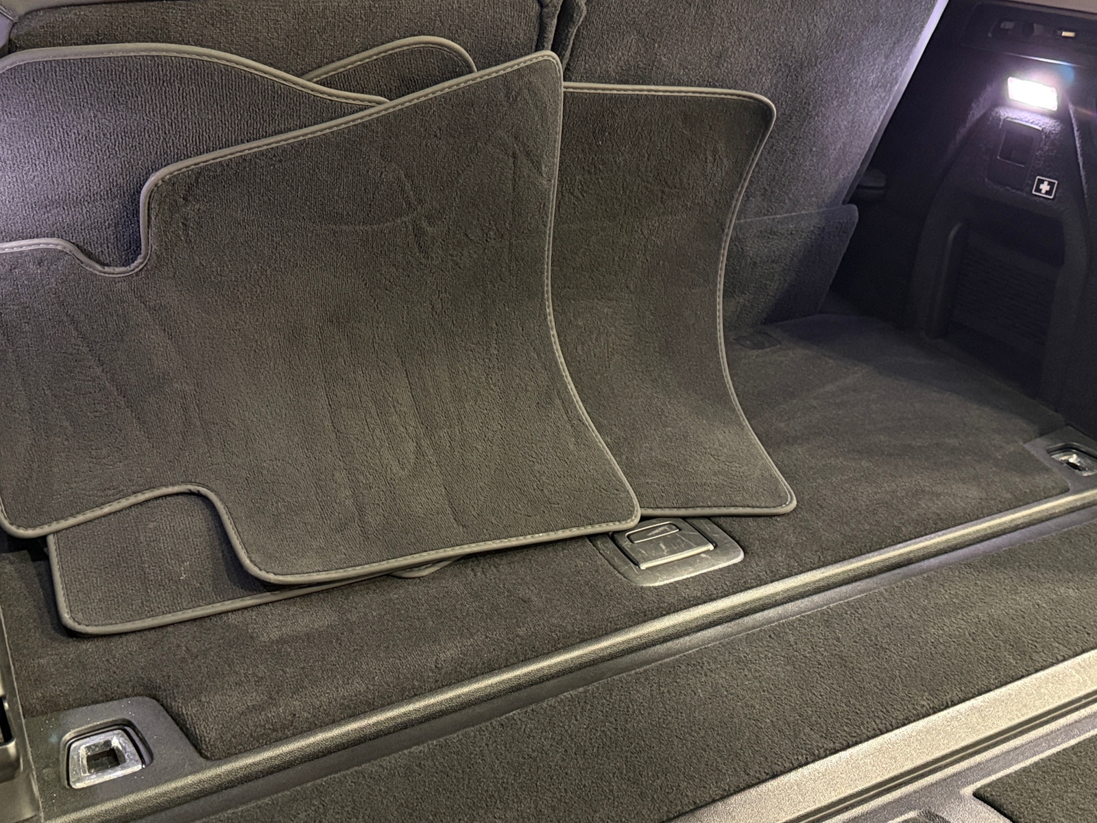 Thumbnail: 2024 BMW X7 - 6