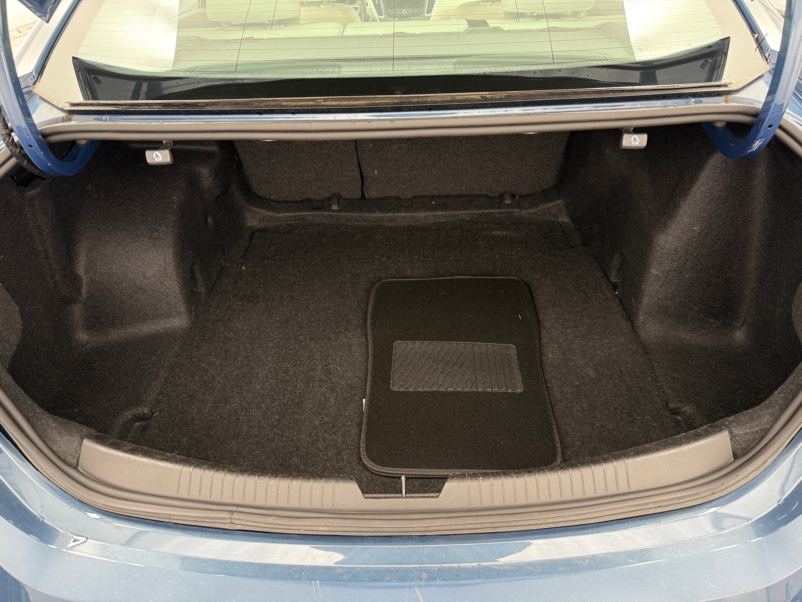 Thumbnail: 2024 Chevrolet Malibu - 6